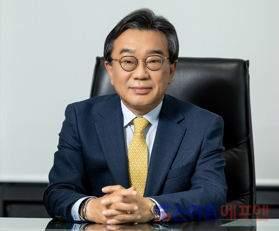 금호석유화학 '백종훈 체제' 5년···고부가·첨단소재 체질 전환 본격... - 뉴스 썸네일 이미지