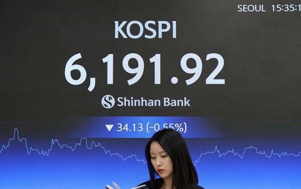 코스피, 관망 장세 속 6100선 소폭 하락···미·이란 협상 경계감 확대 - 뉴스 썸네일 이미지