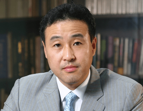동국제약 권기범의 '온고이지신'···헬스케어 부문 확장 나선다 - 뉴스 썸네일 이미지