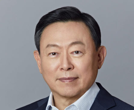 [신동빈의 롯데케미칼, 다시 도약]① 첨단소재 전문가에게 화학 운전대... - 뉴스 썸네일 이미지